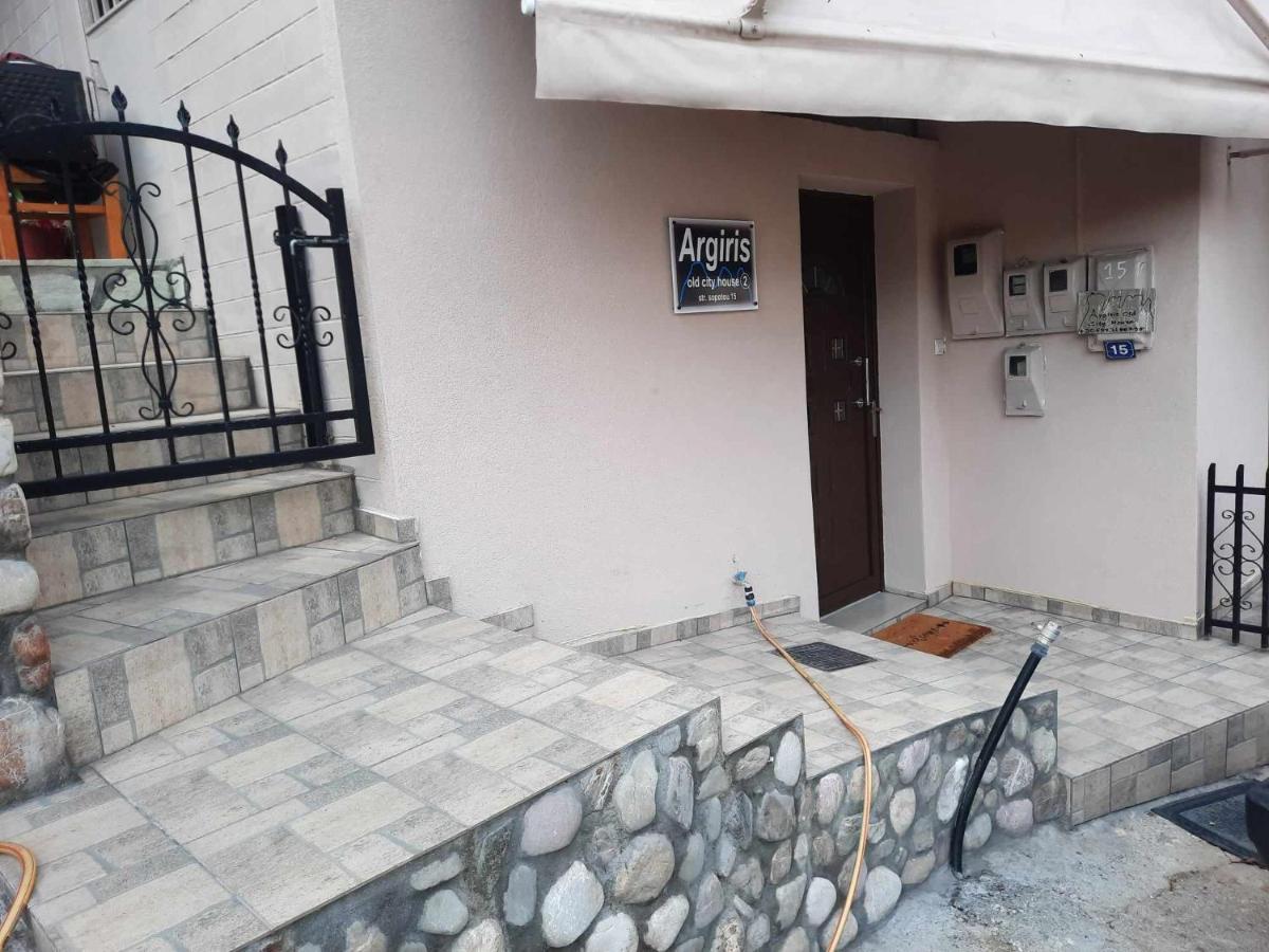 Argiris Old City House 2 كالامباكا المظهر الخارجي الصورة